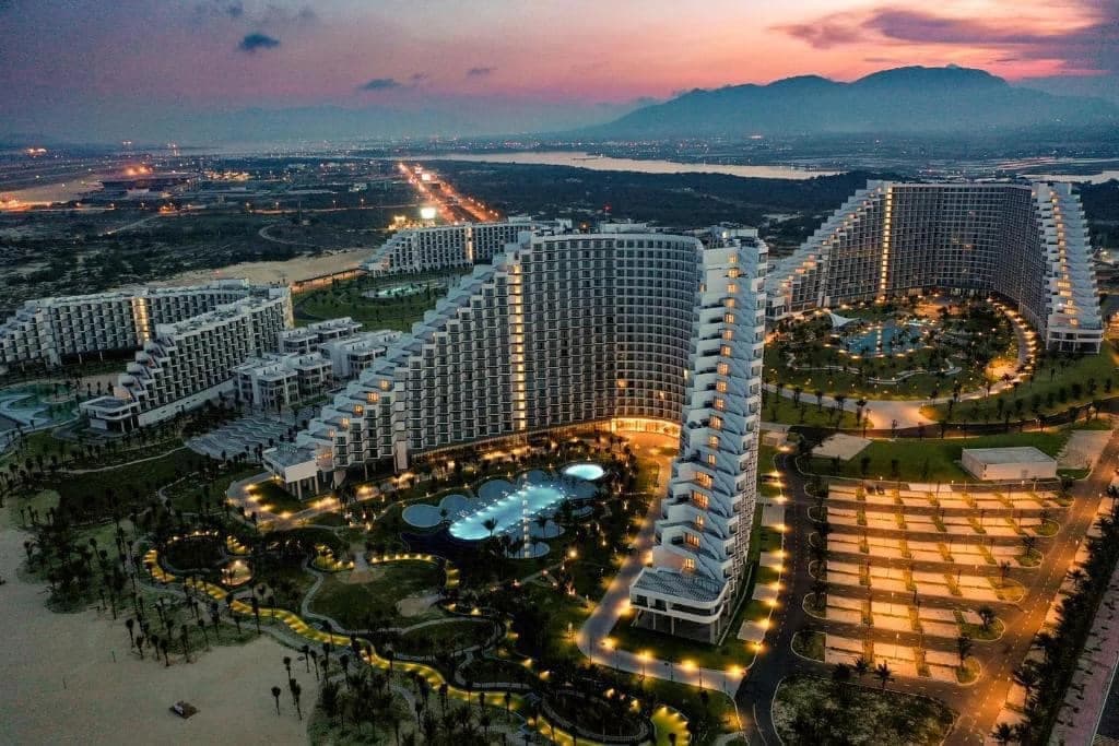 The Empyrean Cam Ranh Beach Resort — ảnh 18