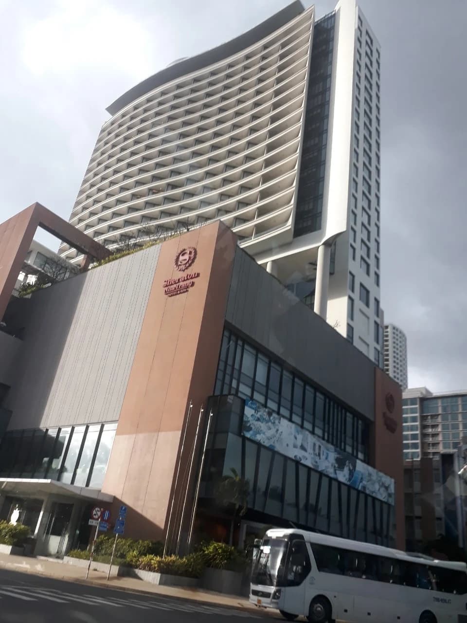 Khách sạn Sheraton Nha Trang trên đường Trần Phú