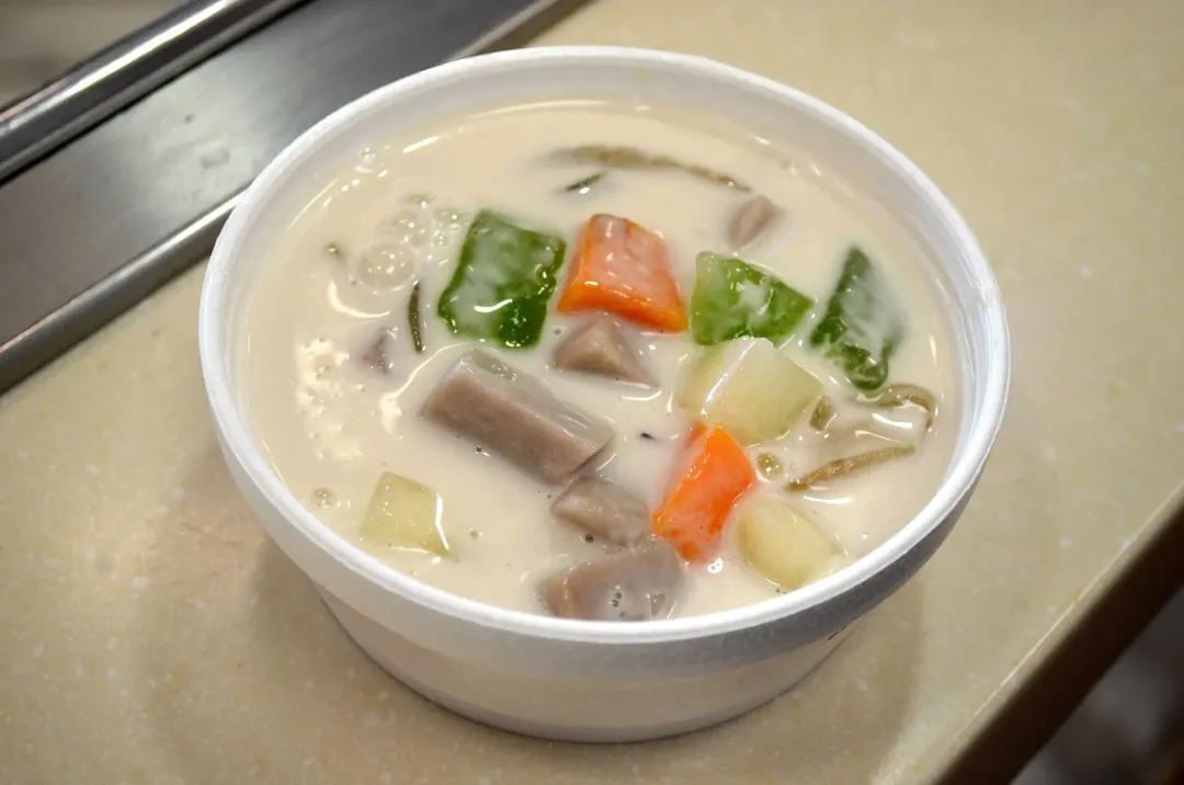 Chè bà ba, a Vietnamese sweet soup