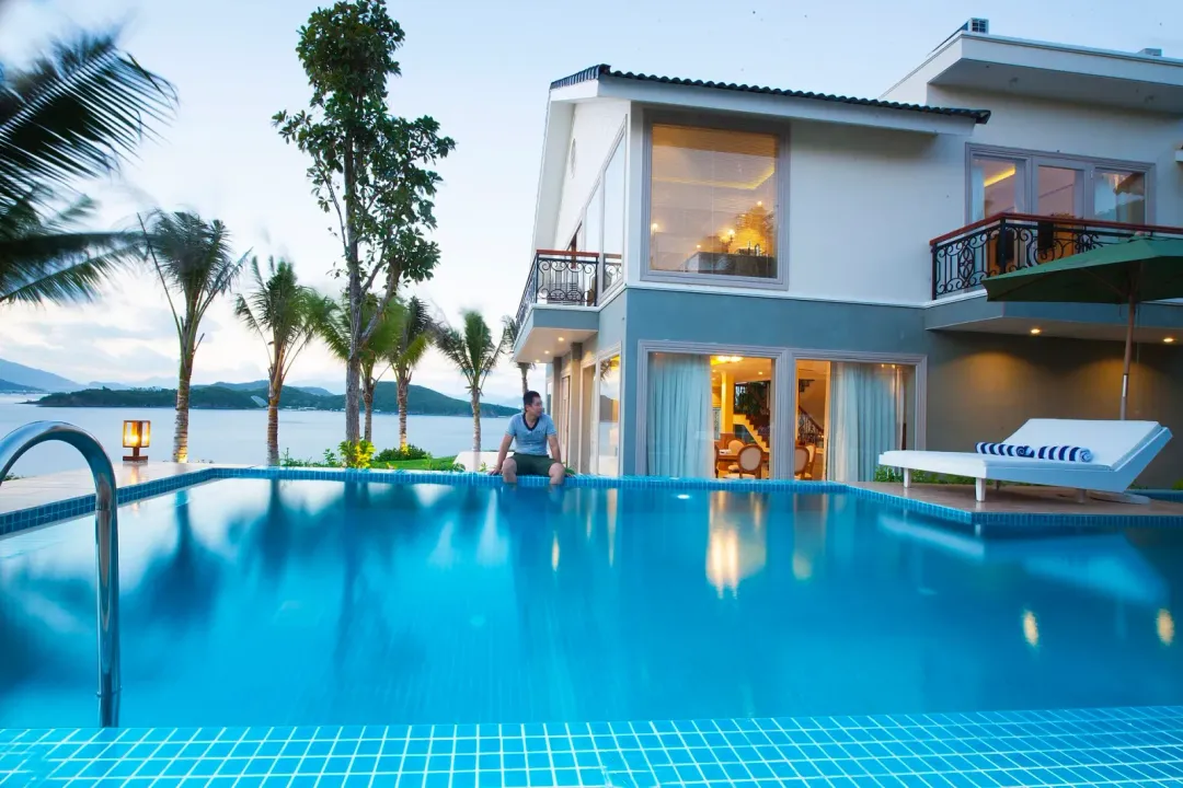 A villa on Hon Tam island