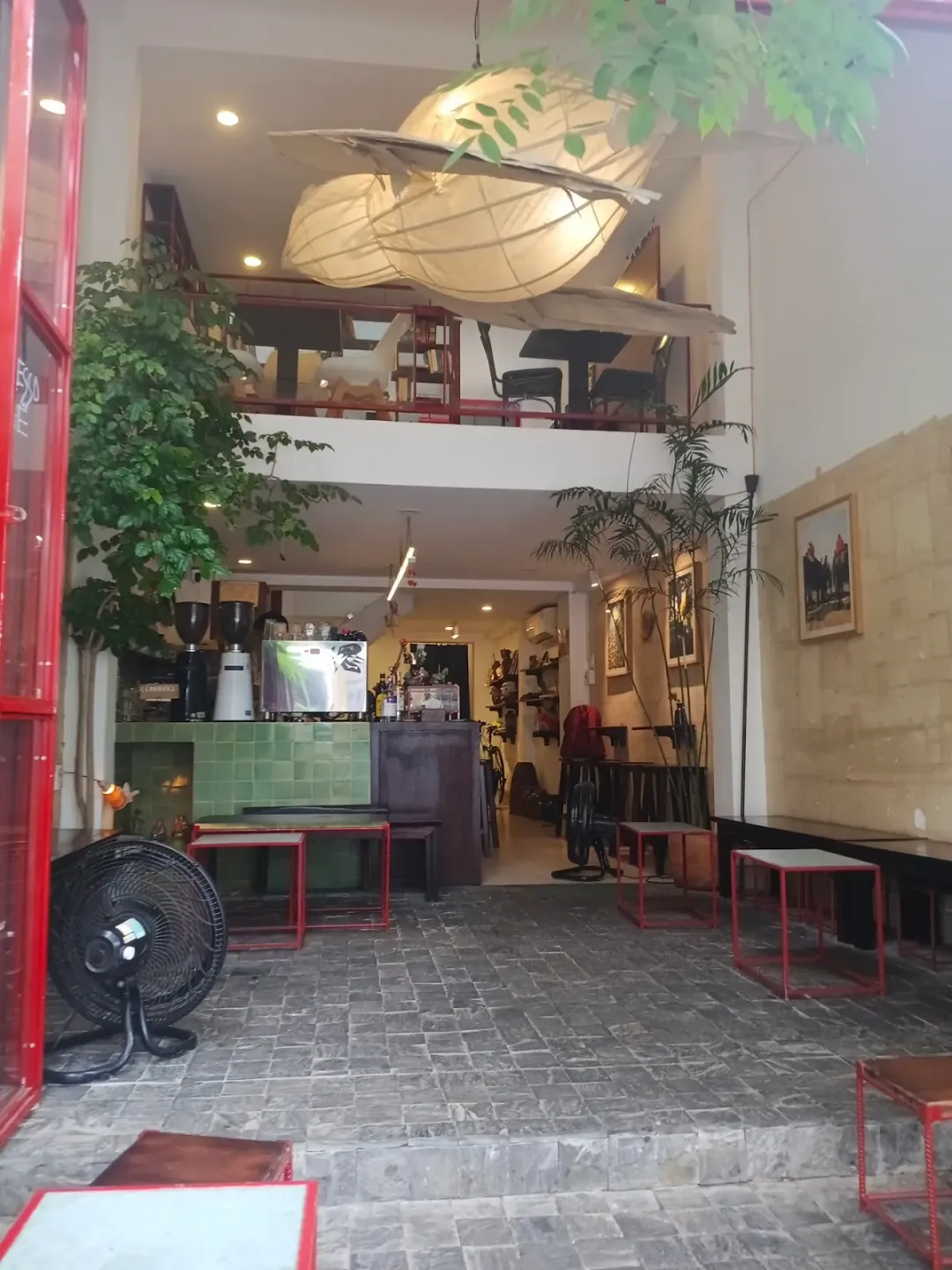 K cafe — reference photo 1