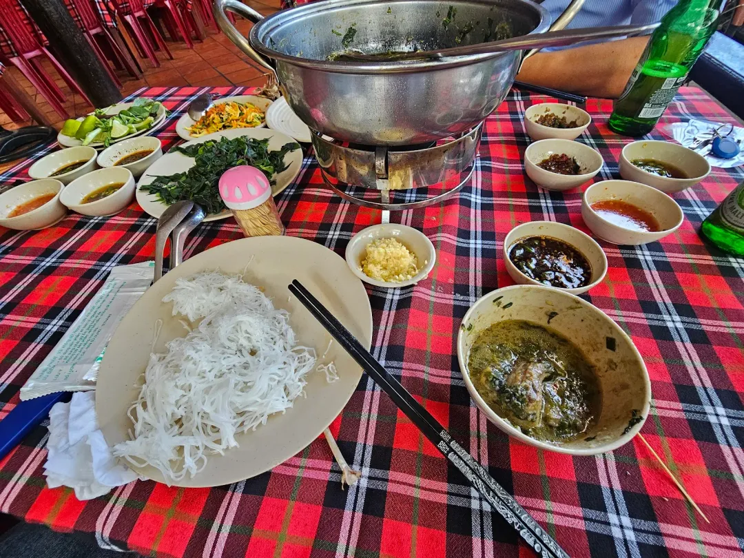 Quan Dong Xanh — reference photo 1