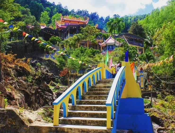 Suoi Do Pagoda — reference photo 1