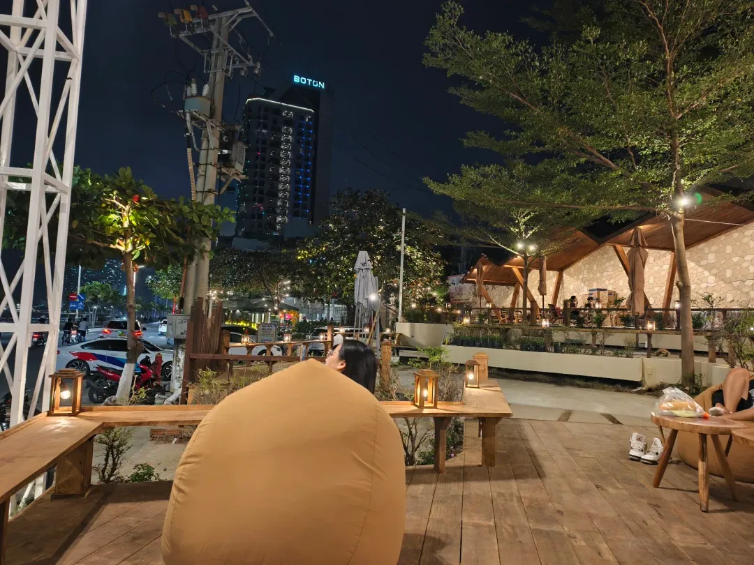 Moonlight Chill Coffee — photo 1